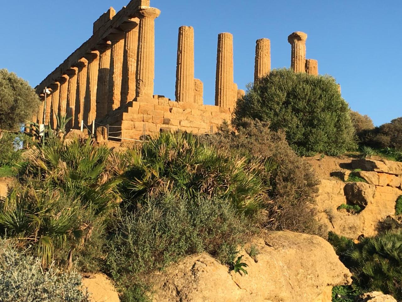 Alludo Aparthotel B&B Agrigento Exterior foto